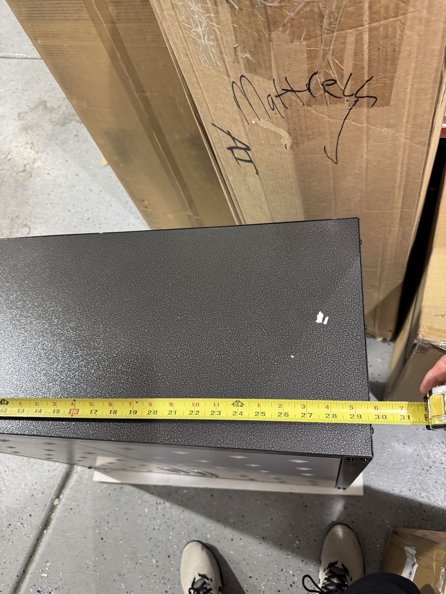 Main image 6
