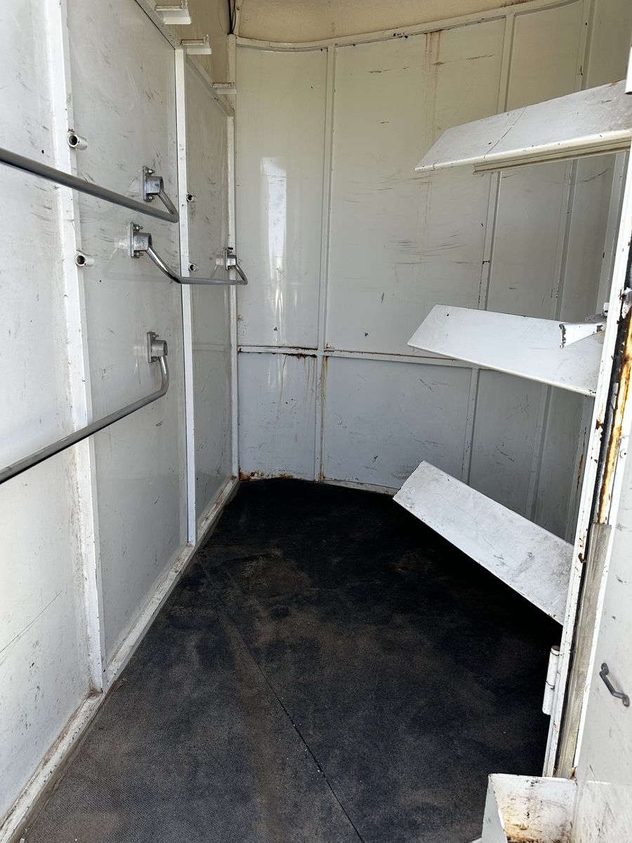 Main image 5