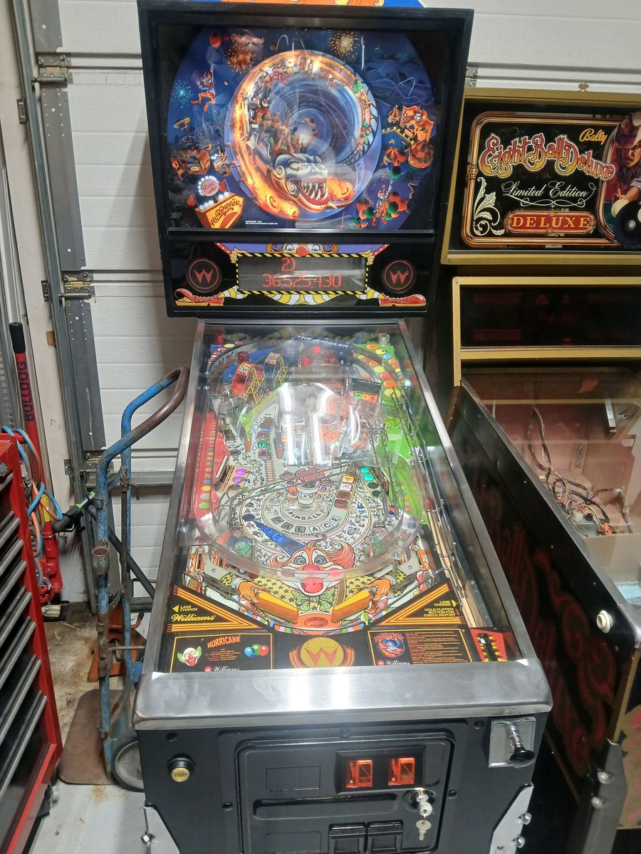Williams Hurricane Pinball Machine - Tested & Fully Working Arcade Game