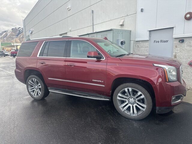 2018 GMC YUKON Denali