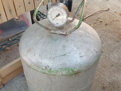 Portable air tank
