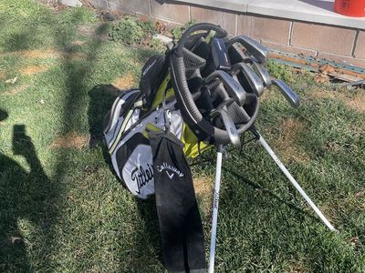 Titleiest AP1 Golf Club Set