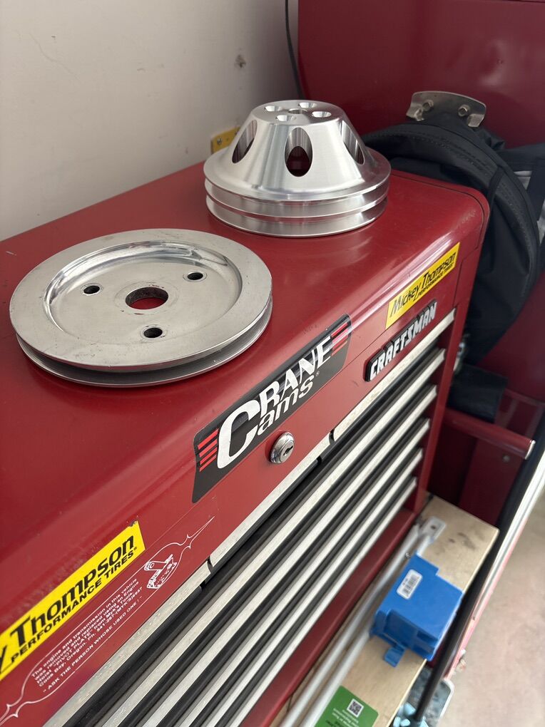 Chevy aluminum Pulleys