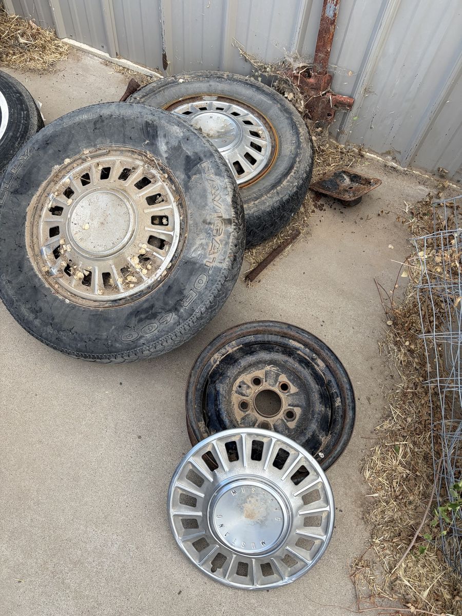 1968 Ford Mustang 14” rims (3) w/ hubcaps