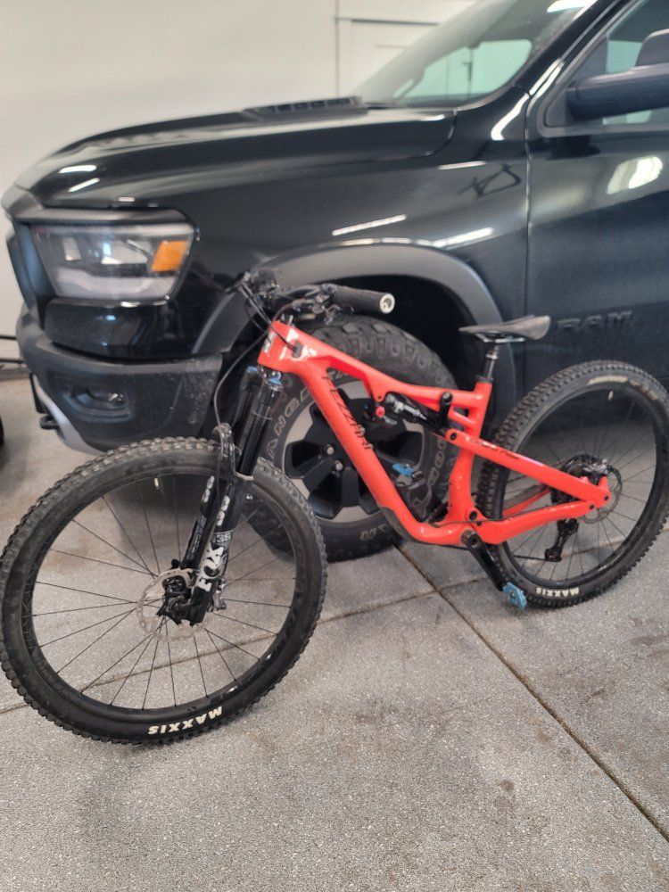 Fezzari Delano Peak MTB Medium