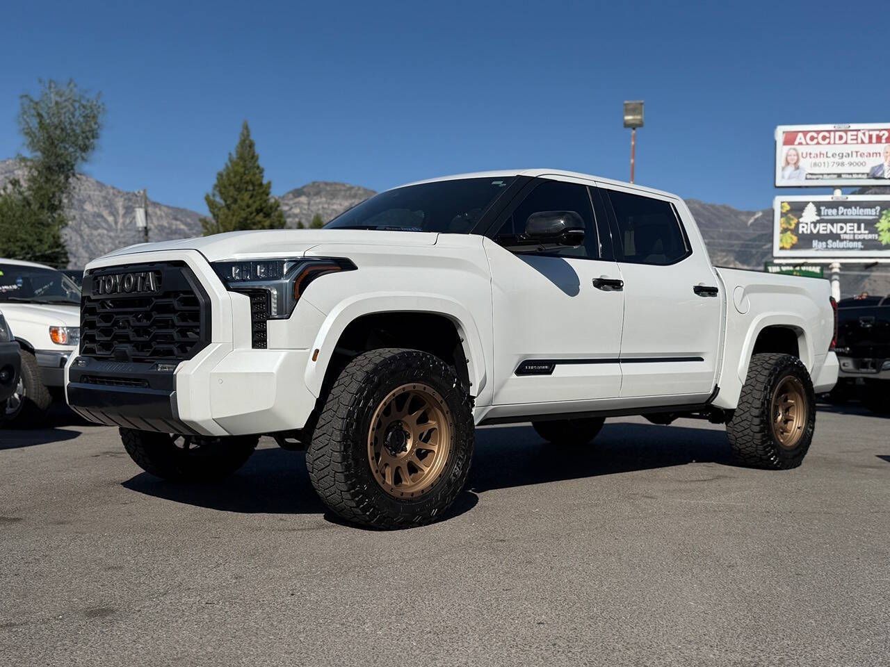 2023 Toyota Tundra Capstone HV