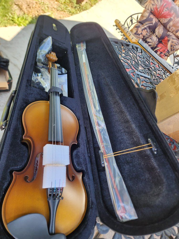 3/4 Size Acoustic Violin Outfit with Hard Case, Bow, Tuner, and Rosin New
