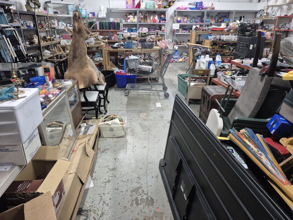 Large Estate Sale in West Haven Saturday August 1st, 8am- 11am