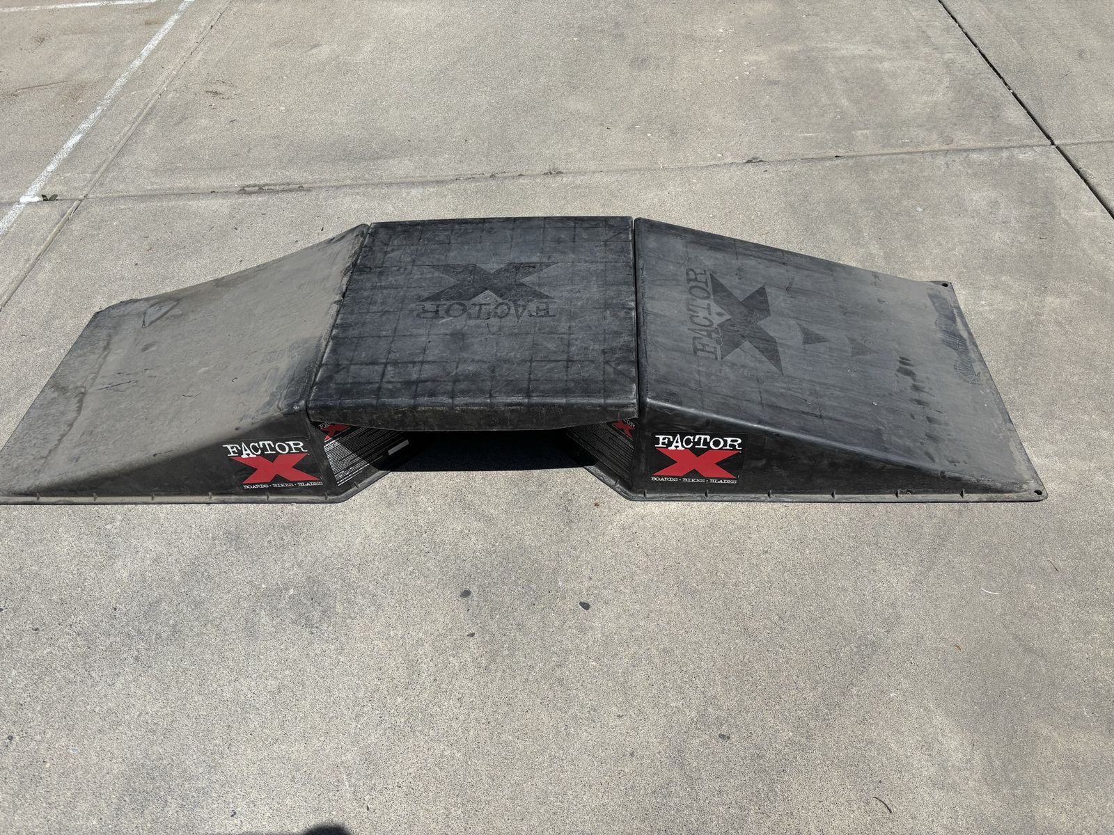 Skate or bike ramp