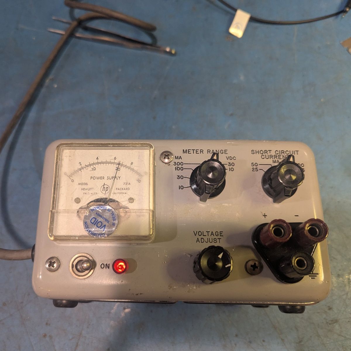 HP 721A Power Supply