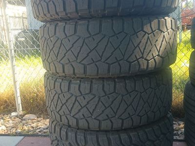 37x12.50 R20 LT