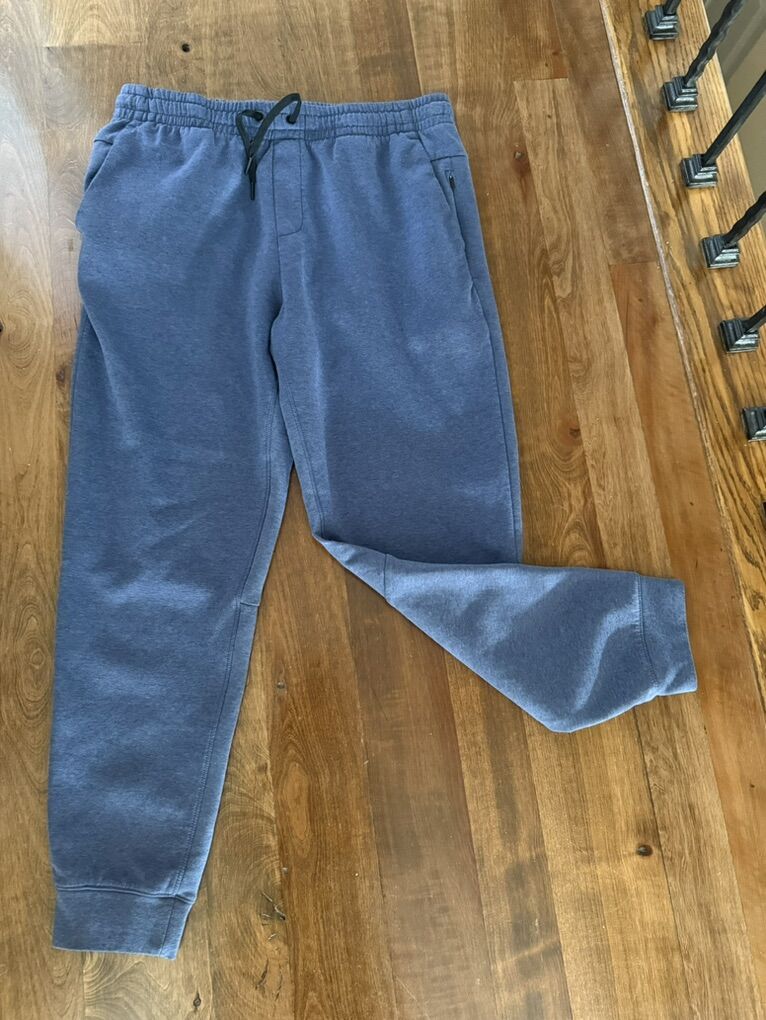 Gray Men's Active Jogger Pants With Pockets