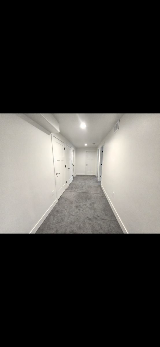 Main image 6