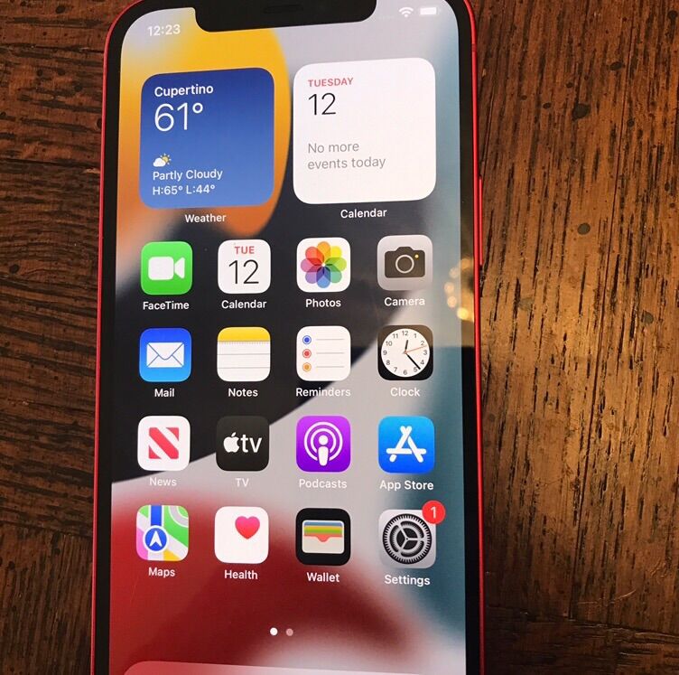 IPhone 12 64GB In Excellent Condition