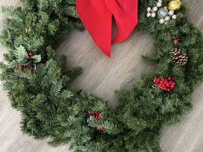 Christmas Holiday Wreath - Festive Decor with Red Bow, Berries, Pinecones & Ornaments