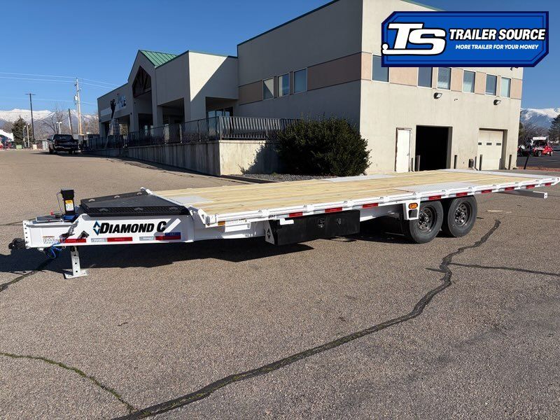8.5x24 Diamond C DET 207 Deckover Tilt Trailer -  15.5K GVWR - Solar Panel