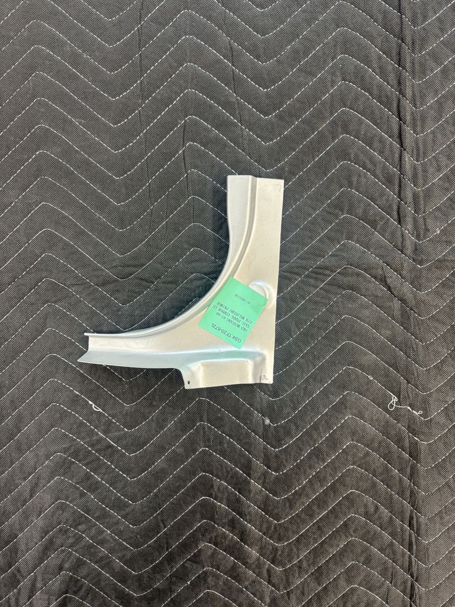 Goldenstar Ford Mustang fastback tail panel upper trunk corner