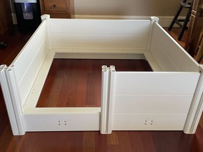 Whelping Box