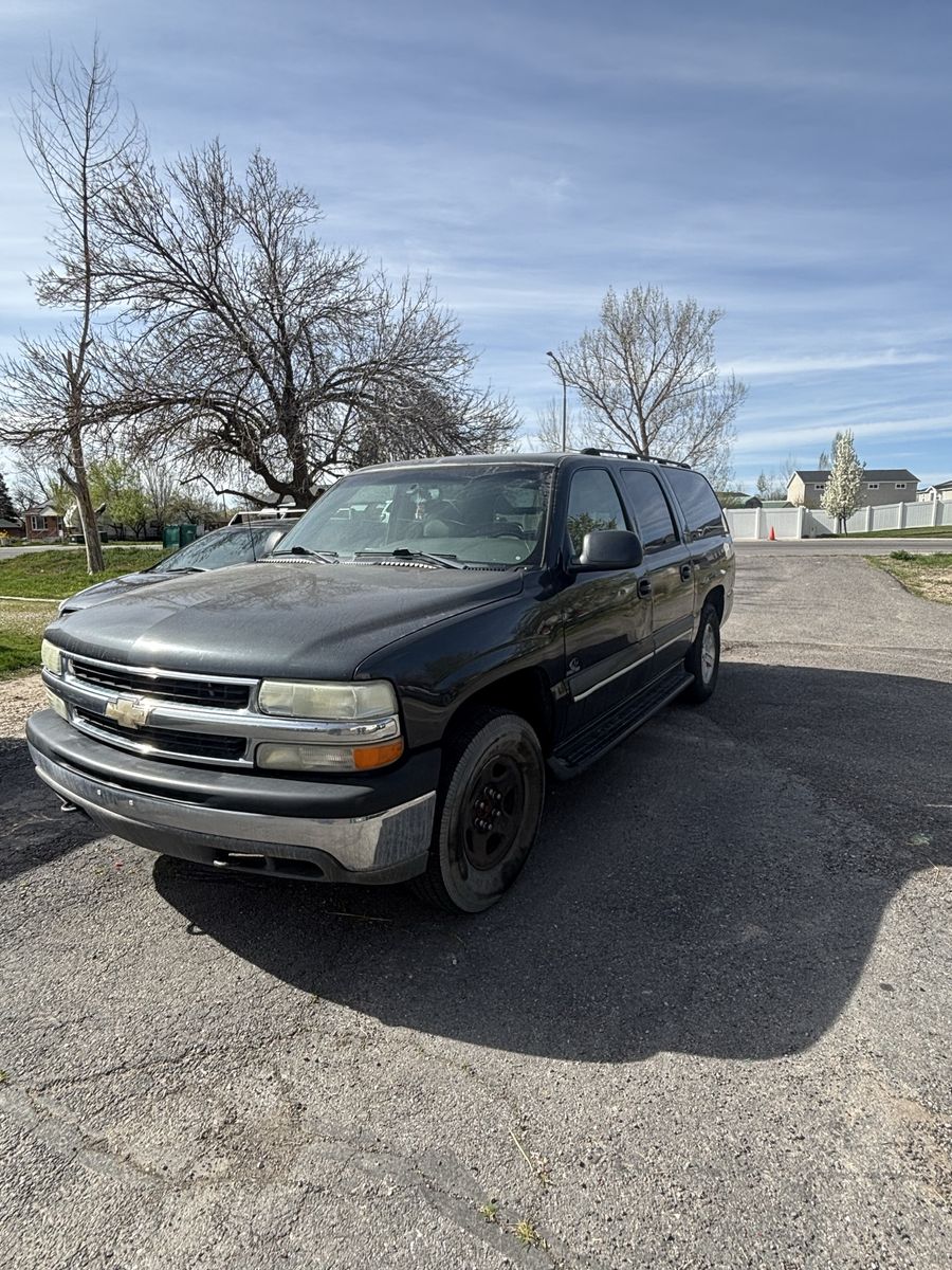 2004 Chevrolet Suburban 