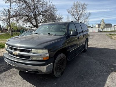 2004 CHEVROLET SUBURBAN