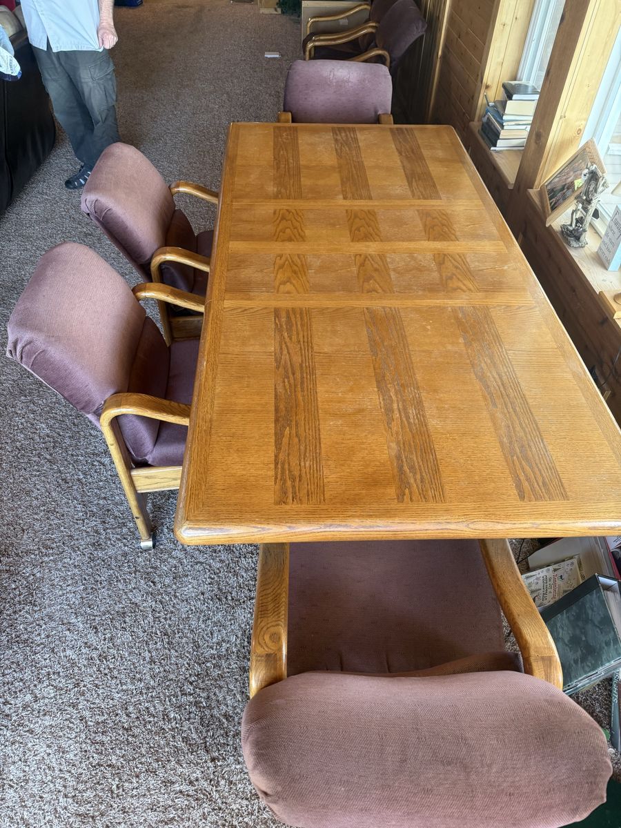 Vintage table and rolling Chairs