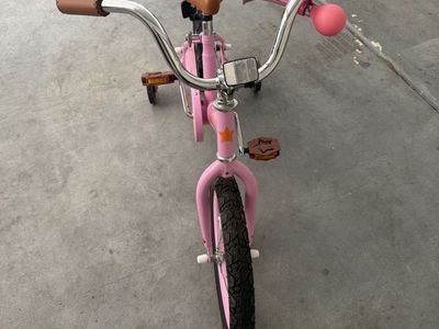 Pink bike, 16 inches wheel