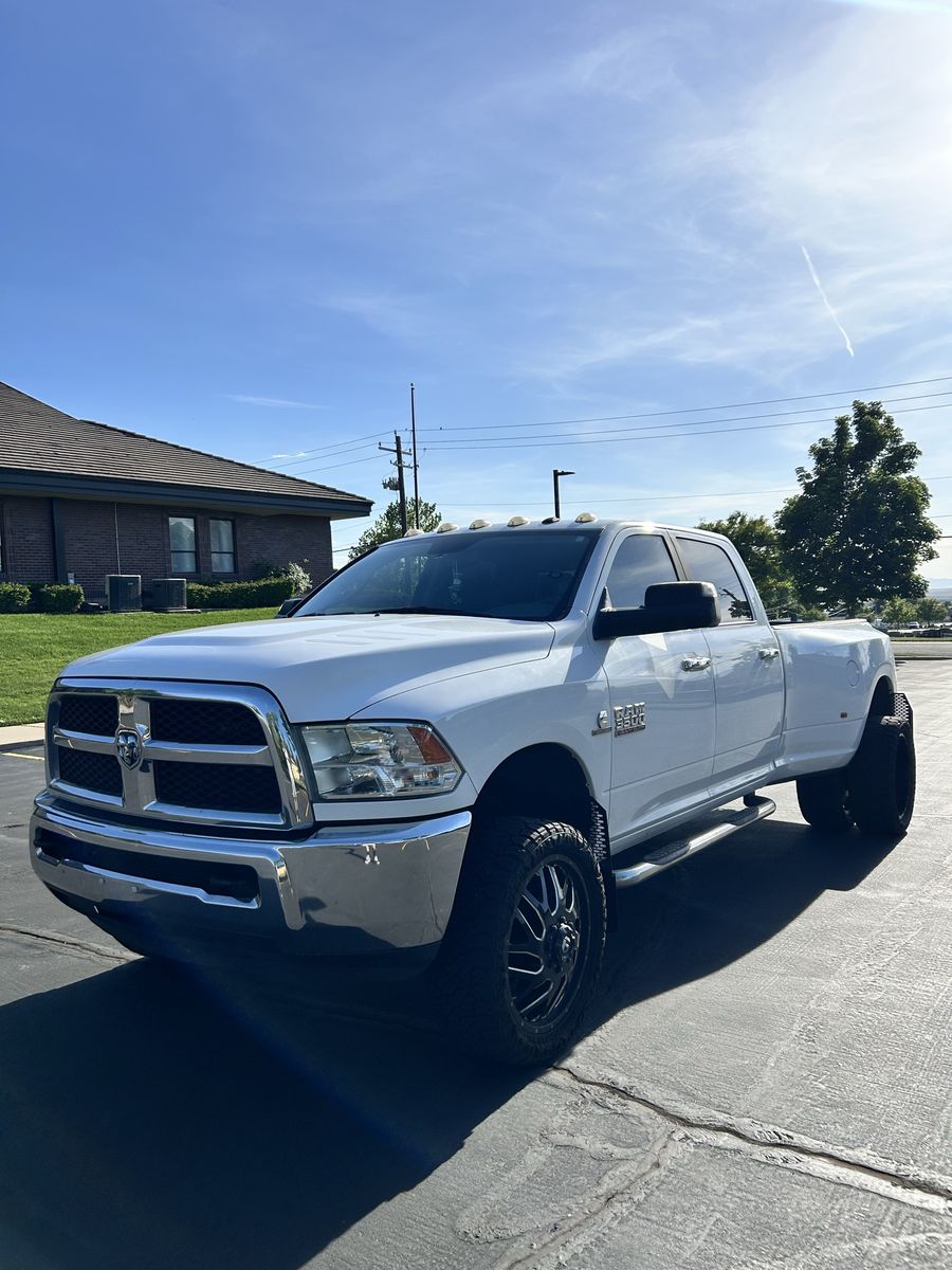 2016 Ram 3500 SLT