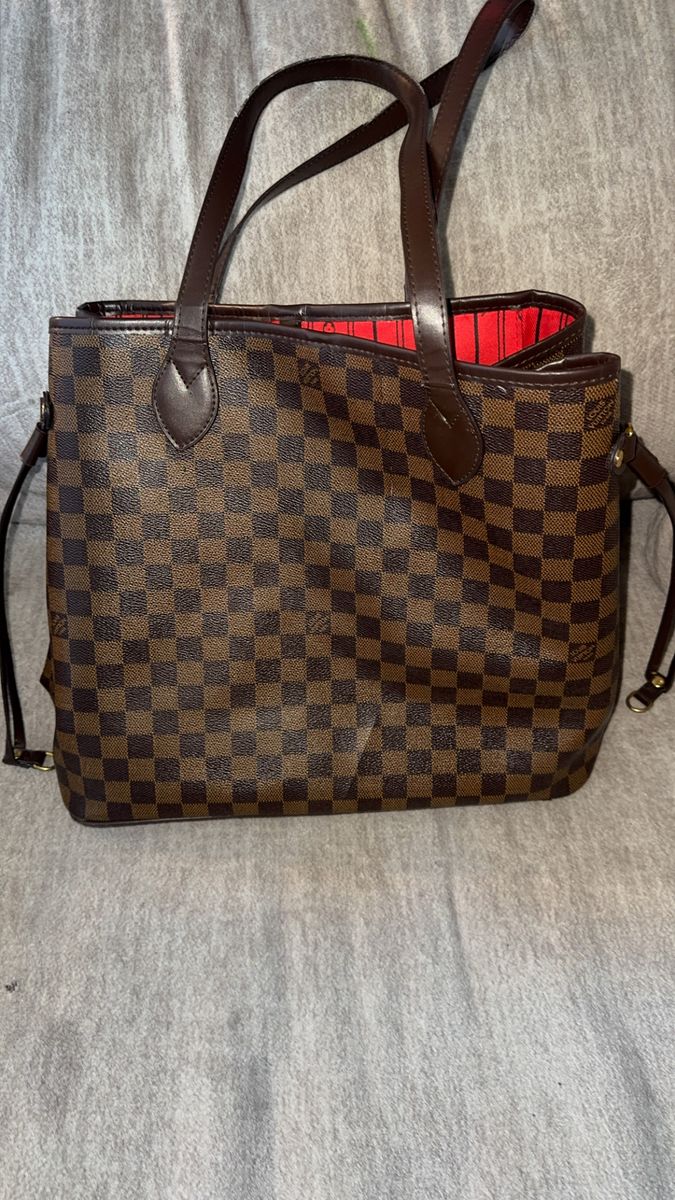 LV 101. Champs Elyeese hand bag