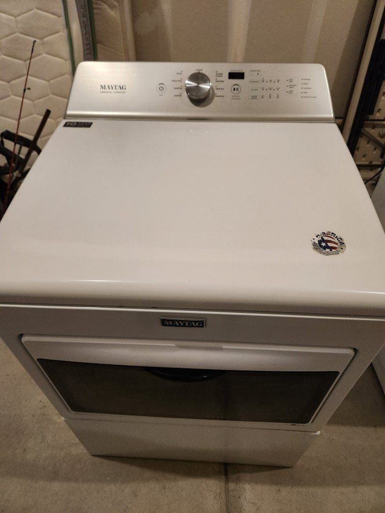 Maytag large capacity gas dryer