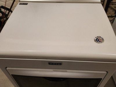 Maytag large capacity gas dryer