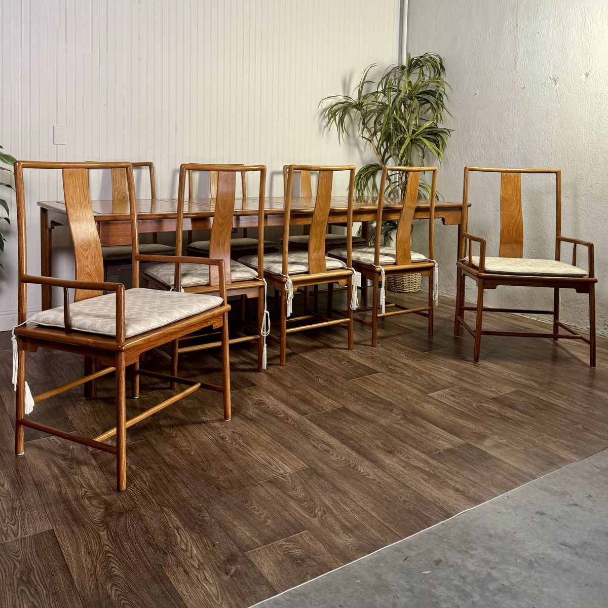 Mid-Century Chinoiserie 9-Piece Dining Set – Extension Table & 8 Ming Style Chairs