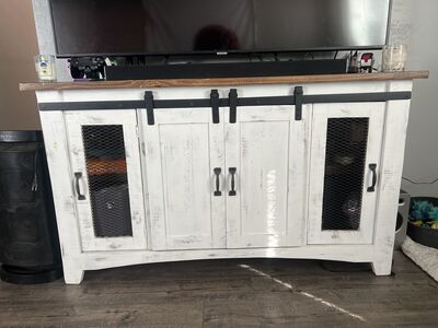 IFD Pueblo White 60in TV Stand w/ Barn Doors