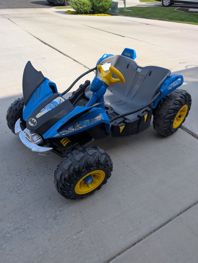 Power Wheels Batman Dune Racer - Works with Power Tool Batteries