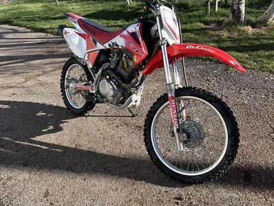 Honda crf 150f