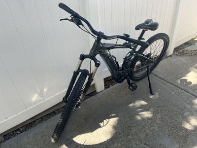 Giant Stance E+2 Full Suspension Ebike 2021 Like New