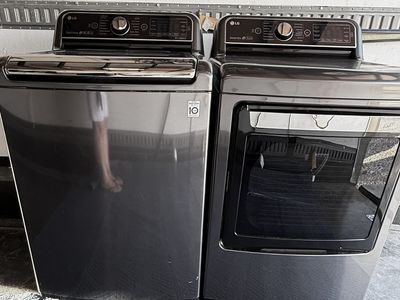 LG Smart Wi-Fi Enabled Washer & Dryer *Excellent Condition*