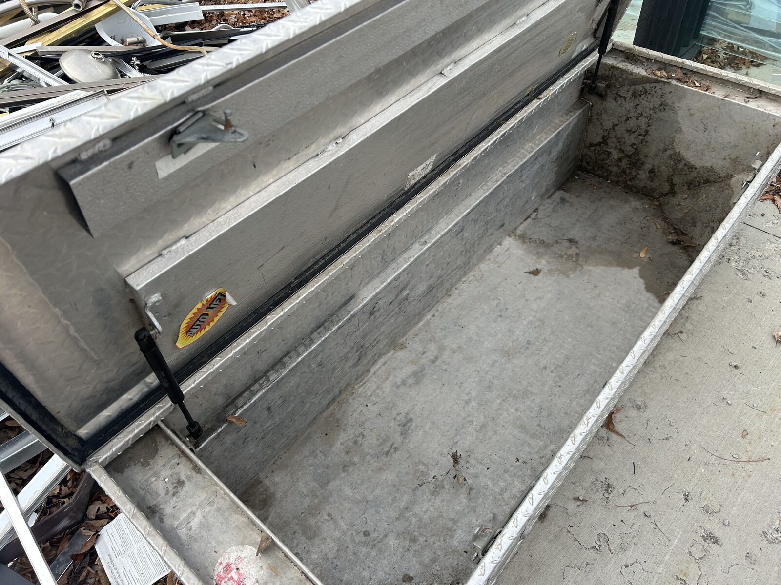 diamond-plate truck-bed tool box