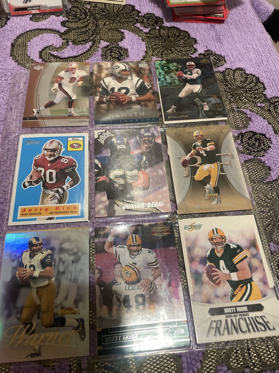 NFL Football Card Lot: Brett Favre, Jerry Rice, Joe Namath, Steve Young, Junior Seau