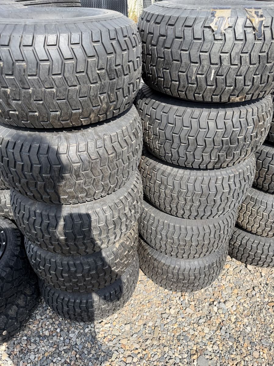 (Bulk sale) Hoosier Wheel 20x10.00-8 for John Deere Lawn Mower Wheel and Tires (34 count)