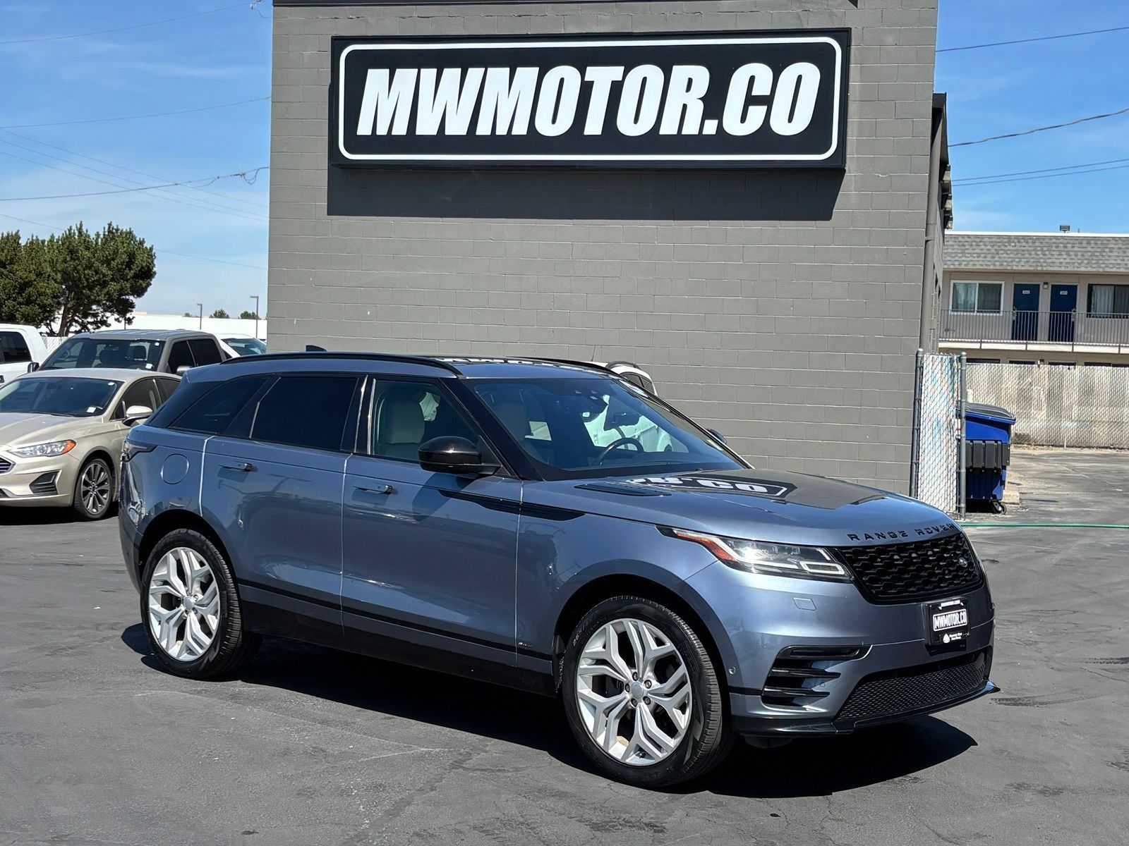 2019 Land Rover Range Rover Velar P250 R-Dynamic SE