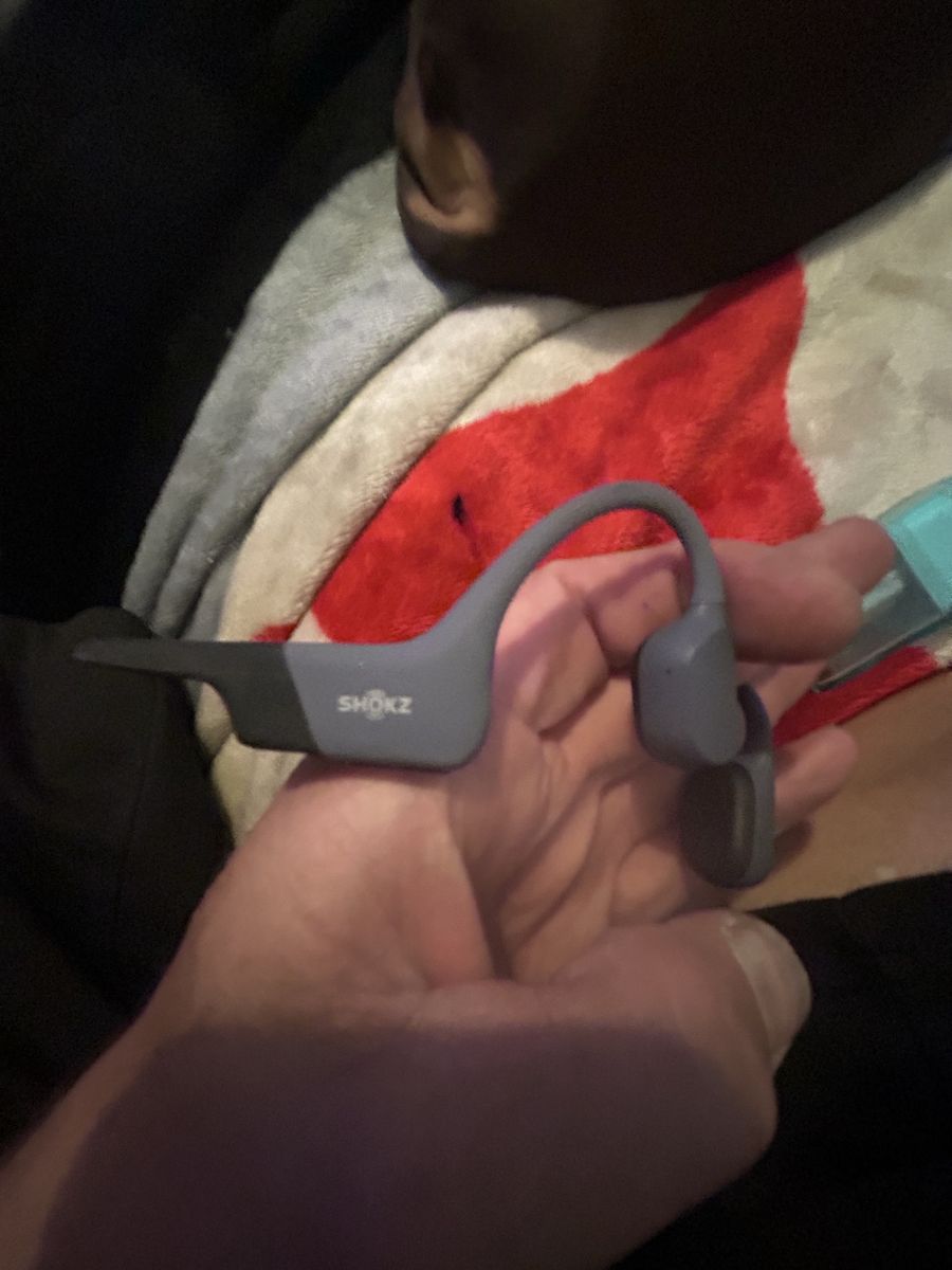 Shokz bone conduction mp3/headphones