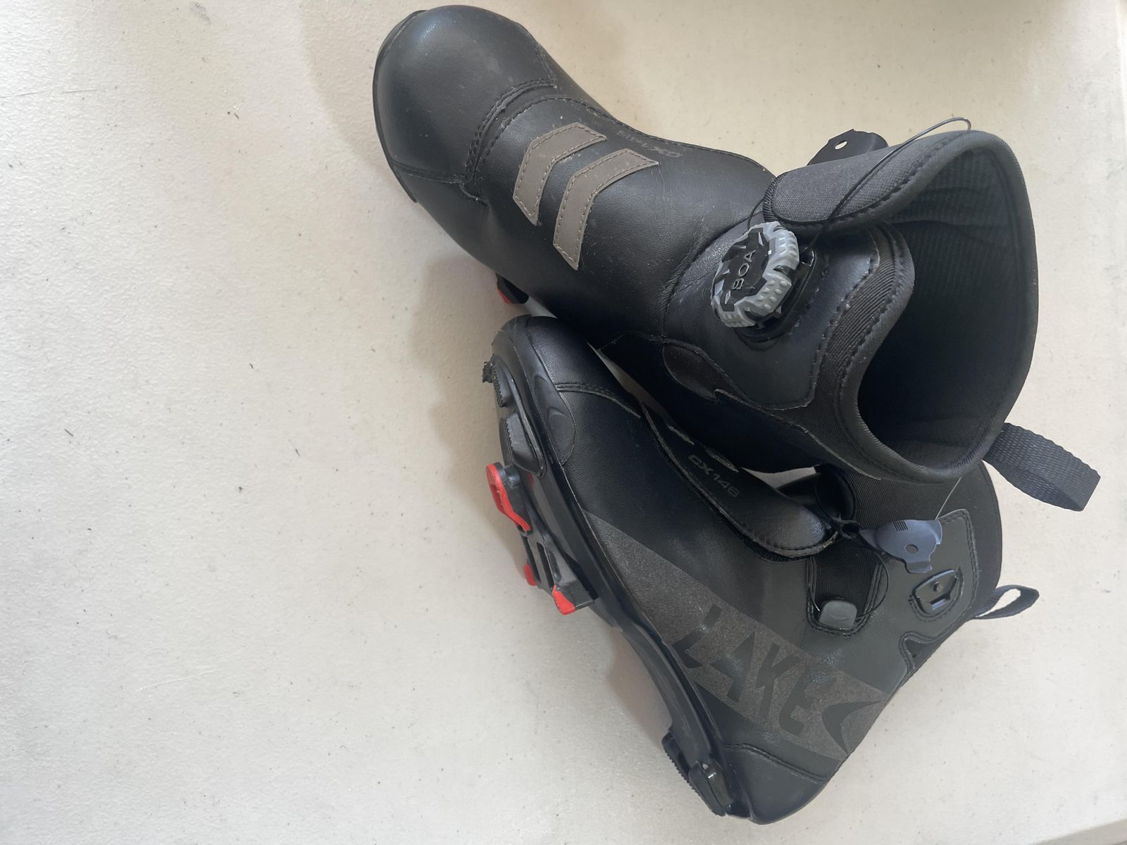 Lake CX146 Winter Cycling Boots – Size 43 with NAACOO Red Road SPD Cleats