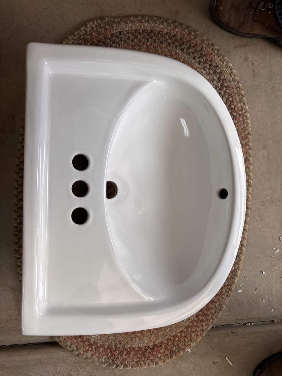 Main image 3