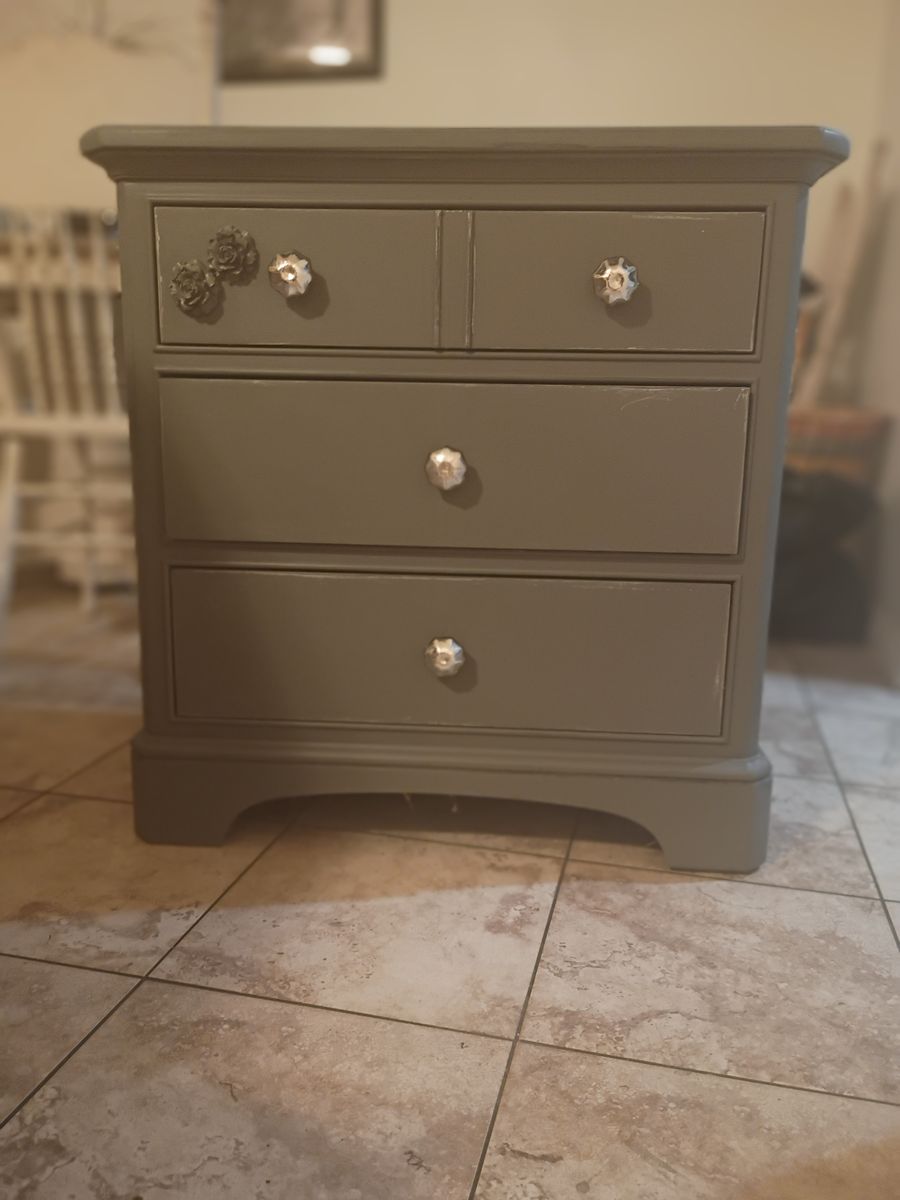 Vintage gray dresser