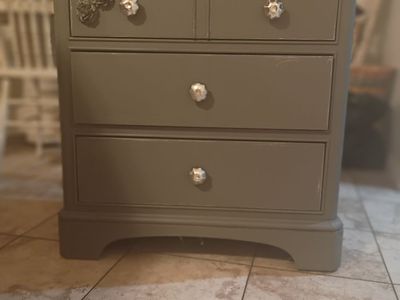 Vintage gray dresser