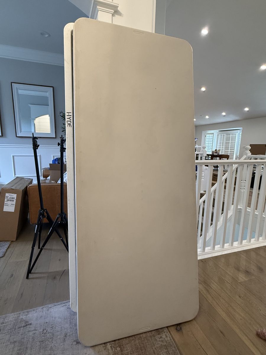 Main image 3