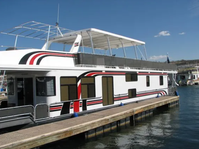 Antelope Point Marina Houseboat *Solar Express Trip #10* (July 29 - August 4)