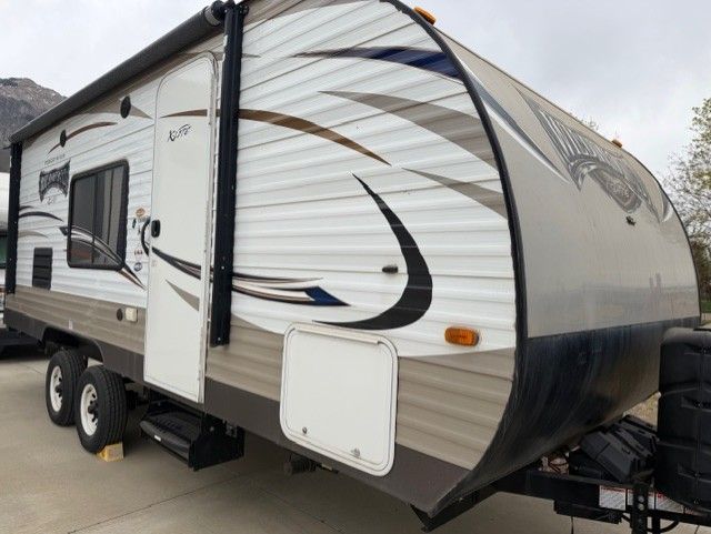2017 Forest River Wildwood X-Lite 201BHXL