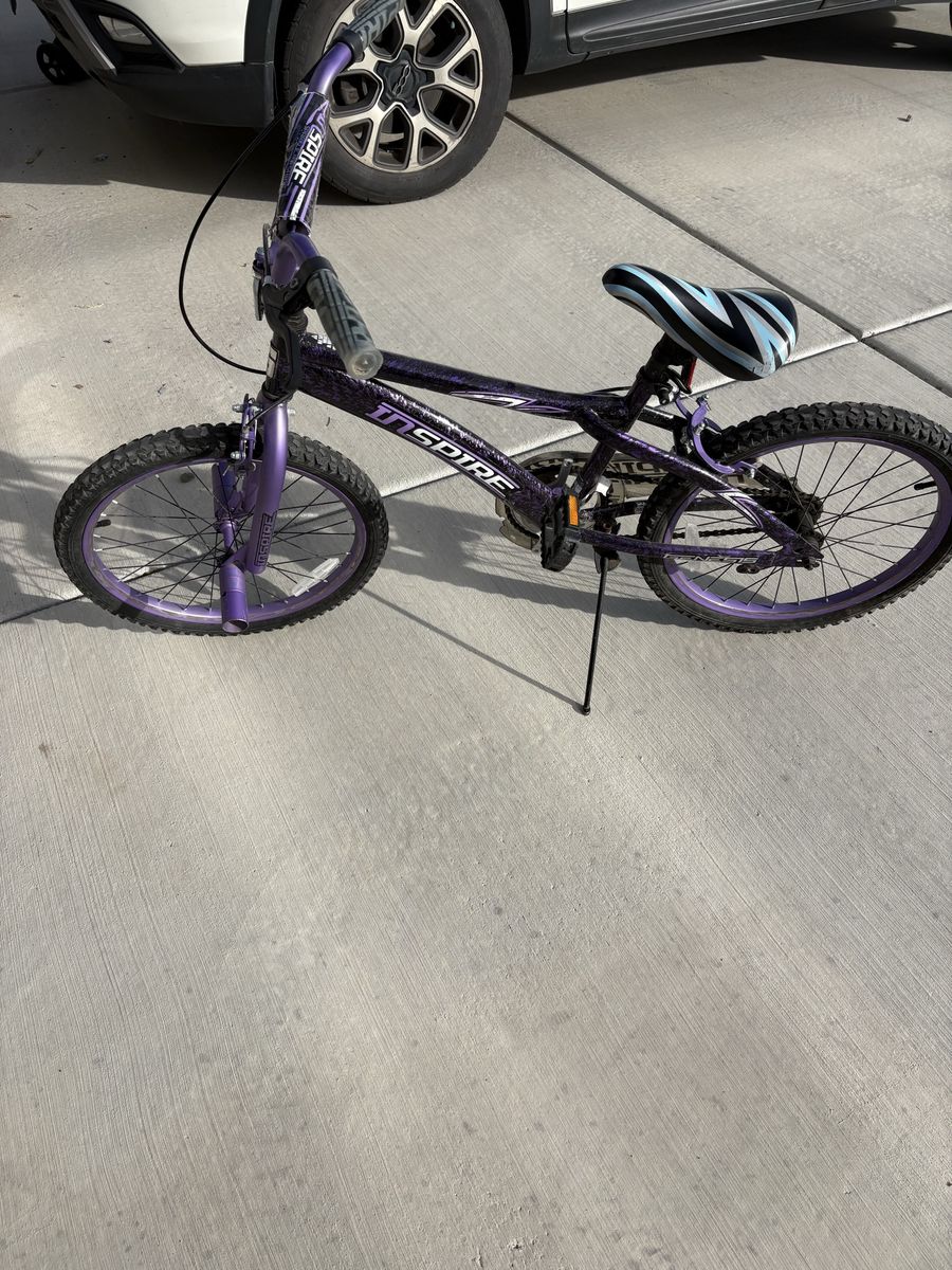Child bike in purple