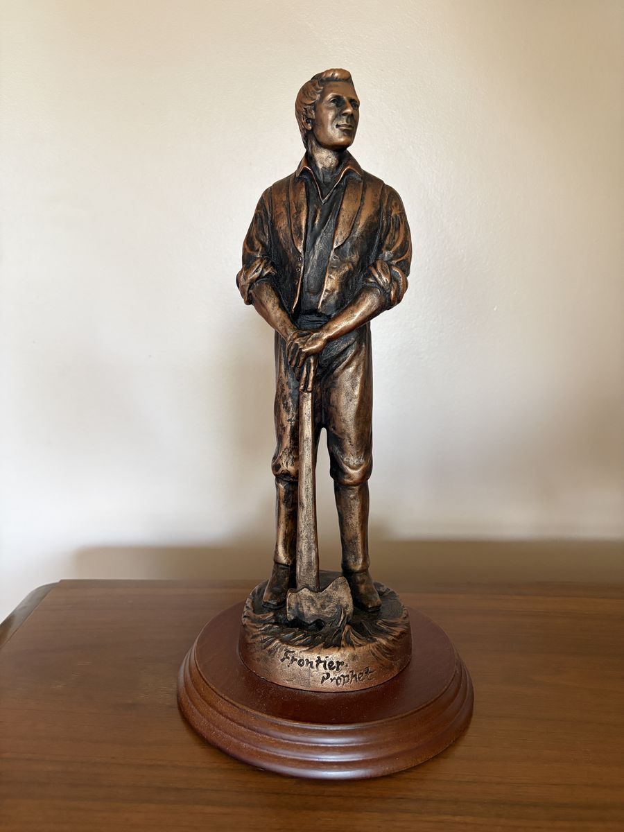 Frontier Prophet - Joseph Smith statue